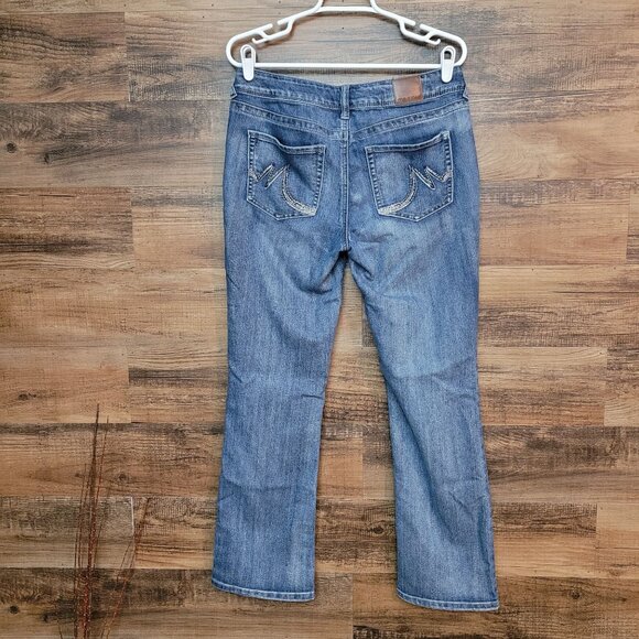 Maurices Jeans Size 8 R Low Rise Bootcut Medium Light Wash Stretch Denim Western - Picture 1 of 10